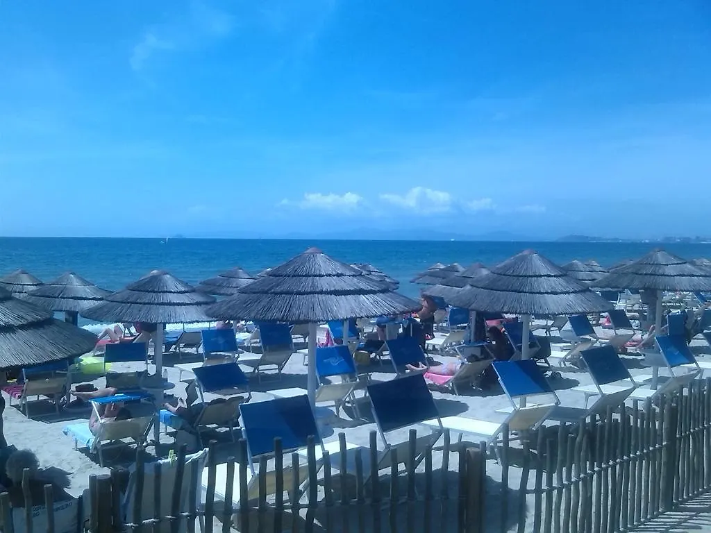 Casale Piombino Golfo Follonica Elba Guest House Italy